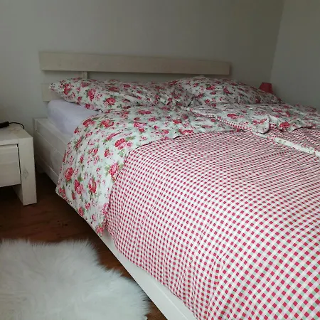 Klims Gastehaus Διαμέρισμα *